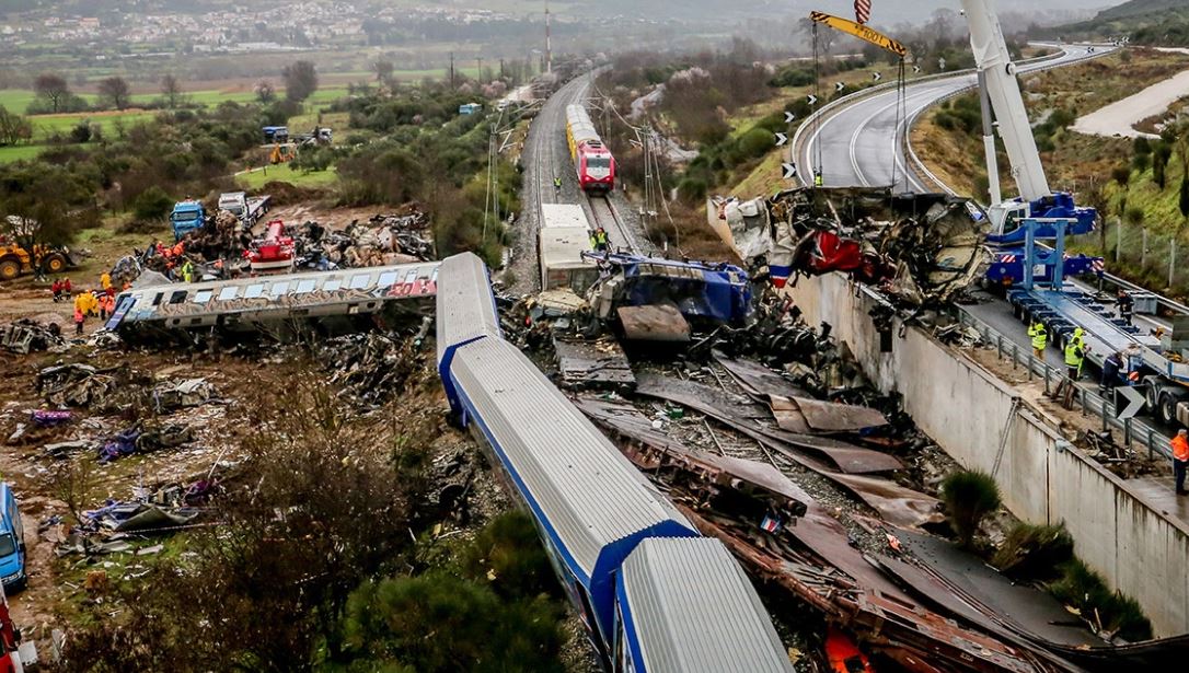 Οκτώ αλήθειες και τρεις μύθοι για την τραγωδία στα Τέμπη