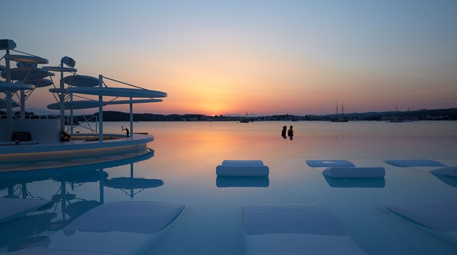 nikkibeachpool.width-750.jpg
