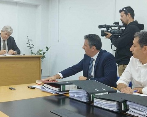 LIVE: Παραδοχή διευθυντή πως έχρηζε πληρέστερης ενημέρωσης το κοινό από το ΤΟΜ για τους ΤΑΚΑΤΑ