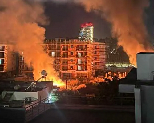 Μεγάλη ποσότητα κροτίδων και βεγγαλικών πίσω από τις εκρήξεις που σήκωσαν στο πόδι τη Λεμεσό