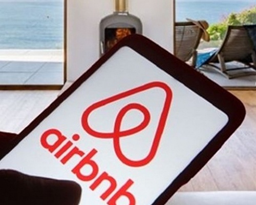 Βαφτίζουν Airbnb πρώτες κατοικίες και επωφελούνται του ΦΠΑ-Αυξάνονται τα καταλύματα, γεμίζει η βαλίτσα των προβλημάτων
